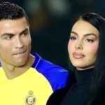 همسر رونالدو در حال خوردن غذای ایرانی
