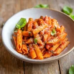 طرز تهیه پاستا گوجه‌ای بدون گوشت و مرغ؛ طعم جدید پاستا
