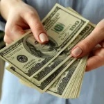 پشت پرده افزایش قیمت دلار مشخص شد؛ نرخ دلار در روزهای آینده کاهشی است؟
