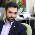 مردم به حاکمیت می‌نگرند؛ فرصت‌ها را دریابیم