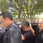تشییع پیکر بامداد بیات روی دوش حامی و مانی رهنما