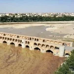 آب رودخانه زاینده‌رود به اصفهان رسید